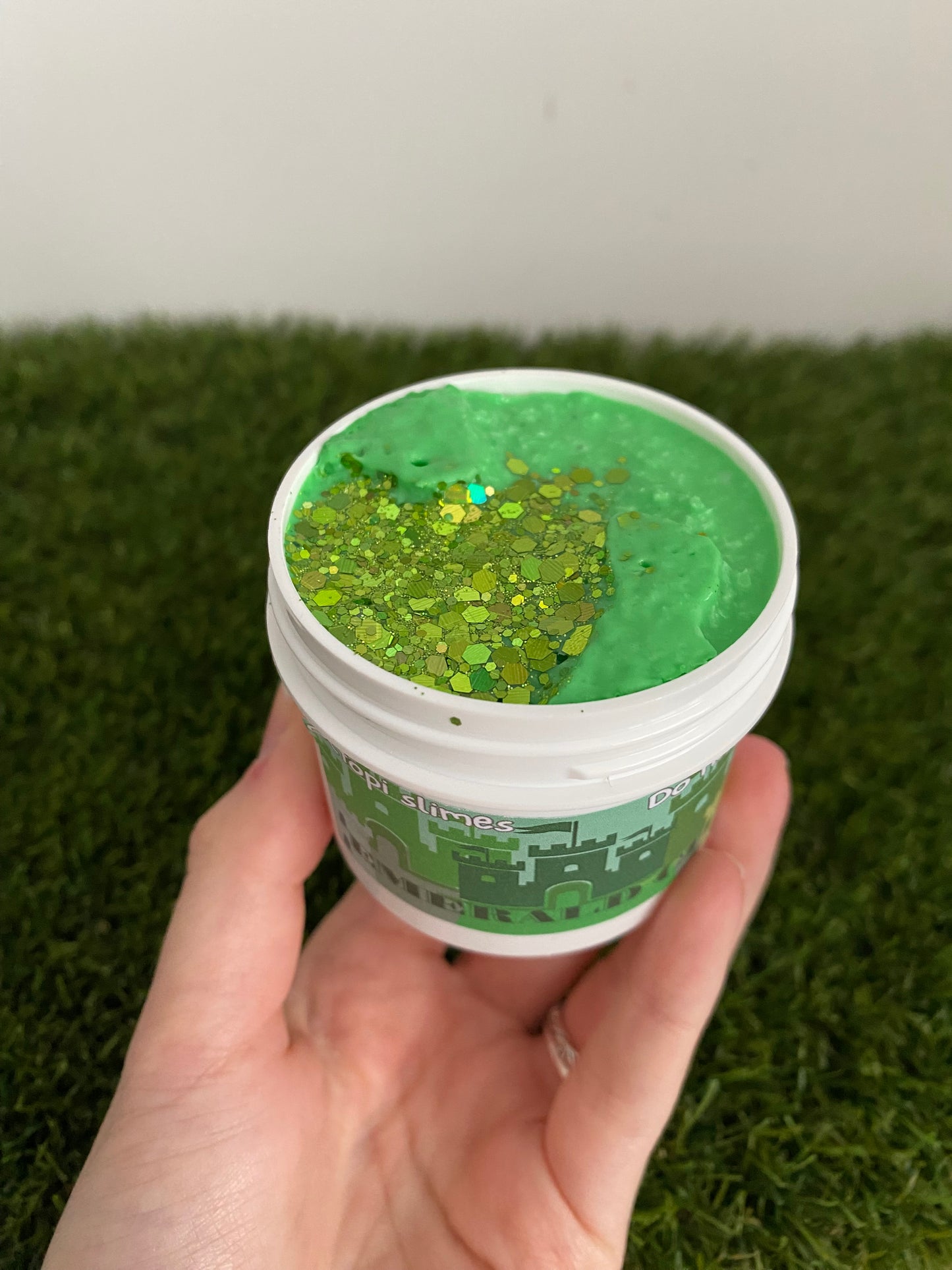 ‘Pink goes good with Green’ duo